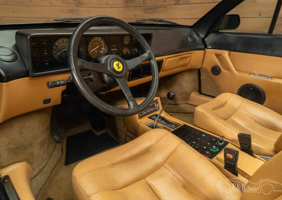 Image 2/8 of Ferrari Mondial 3.2 (1985)