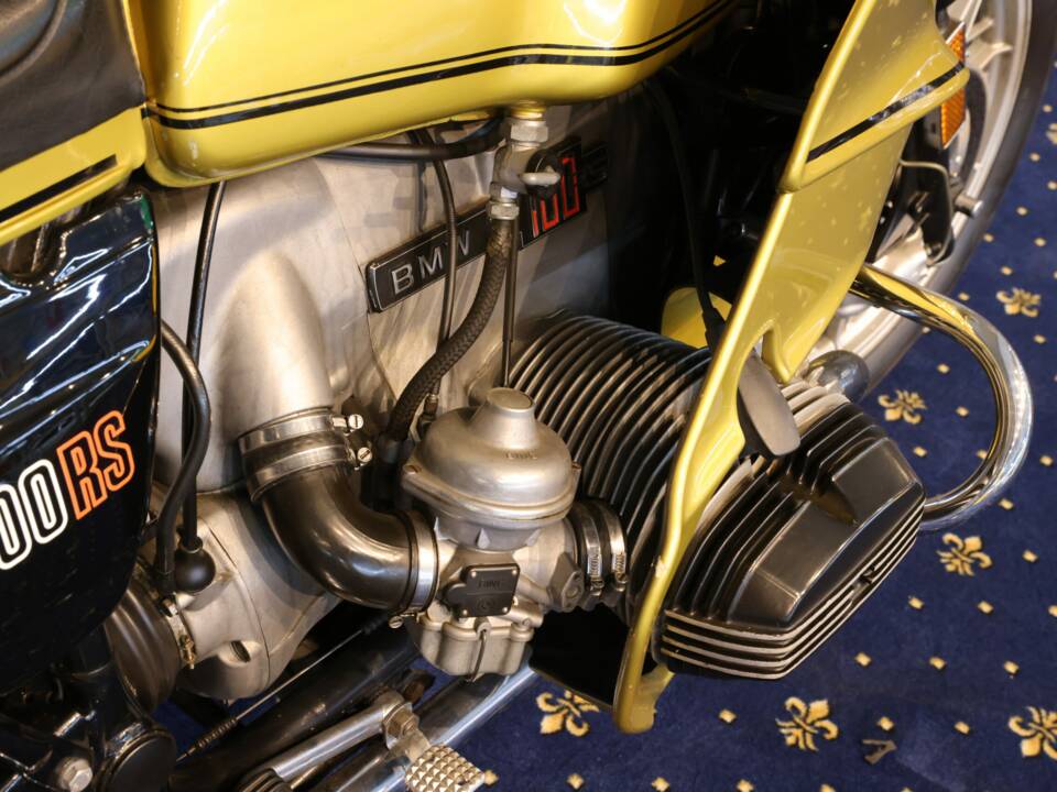 Image 14/28 of BMW R 100 RS (1978)