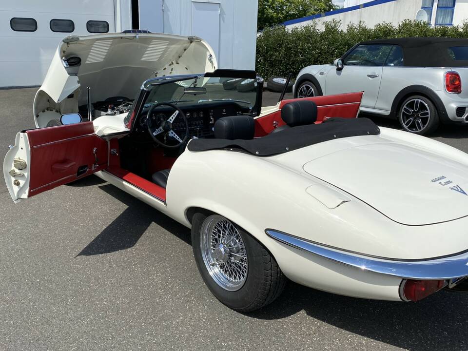 Bild 11/28 von Jaguar E-Type V12 (1973)
