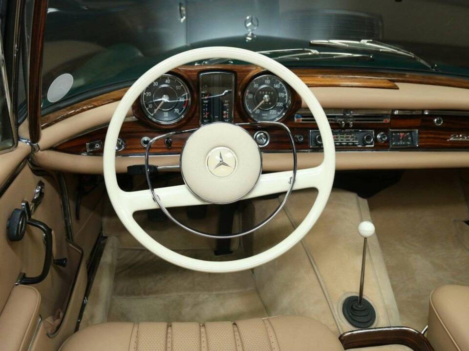 Bild 17/50 von Mercedes-Benz 250 SE (1966)