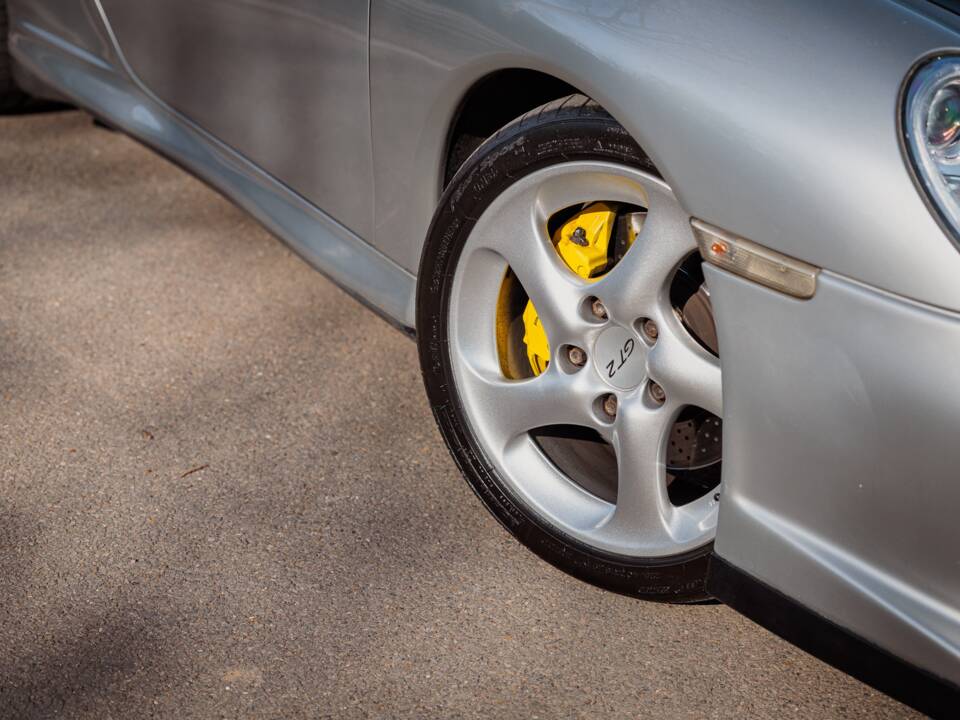 Bild 14/50 von Porsche 911 GT2 (2002)