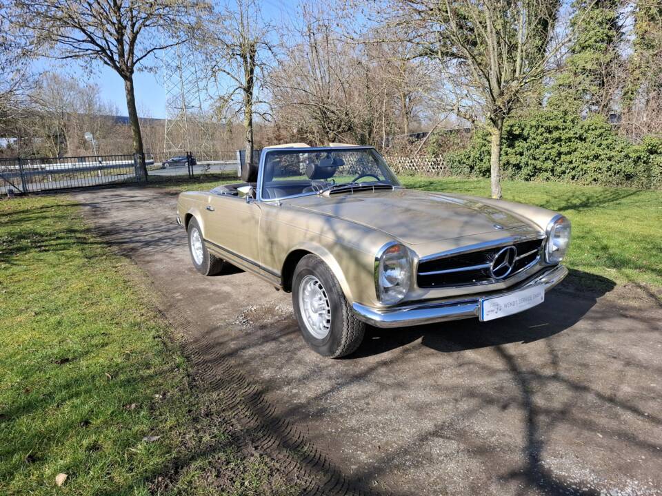 Bild 17/29 von Mercedes-Benz 280 SL (1969)