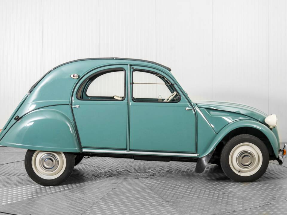 Bild 10/48 von Citroën 2 CV  AZL (1961)