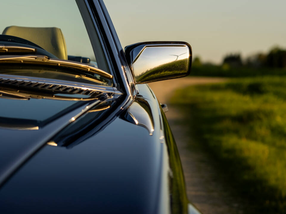 Immagine 9/42 di Mercedes-Benz 300 SL (1986)