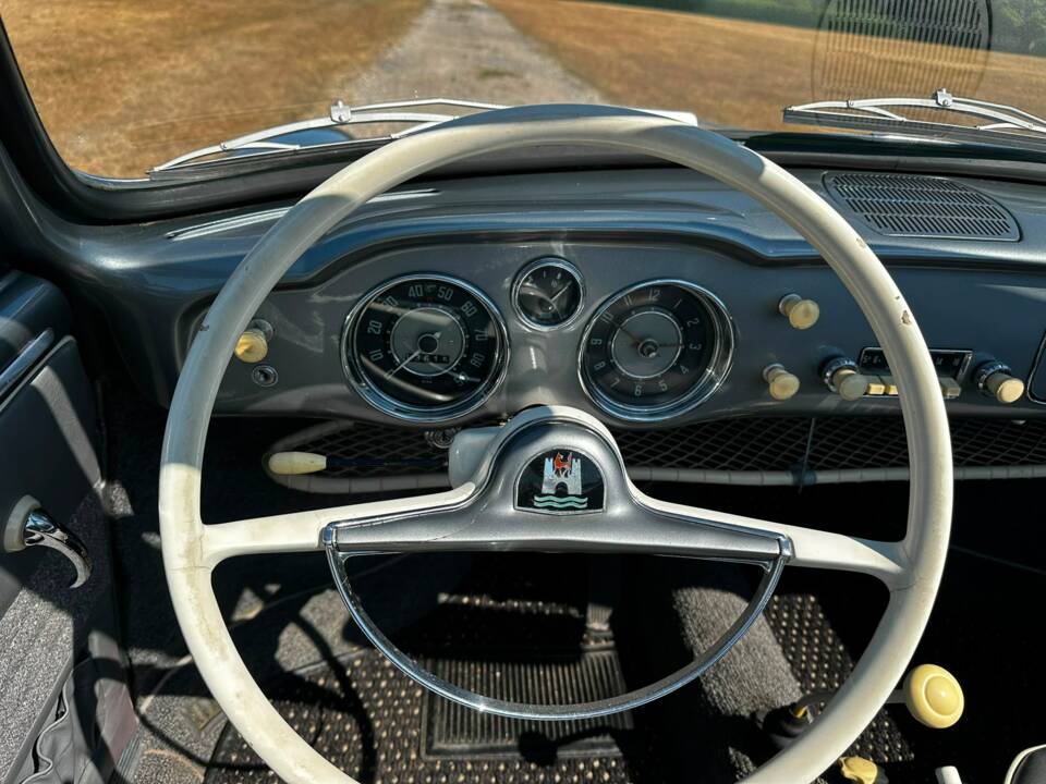 Image 35/48 of Volkswagen Karmann Ghia 1200 (1958)