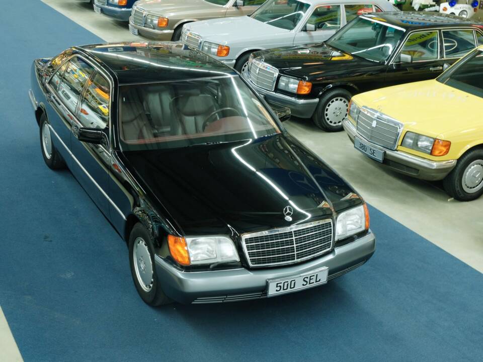 Bild 2/50 von Mercedes-Benz 500 SEL (1992)