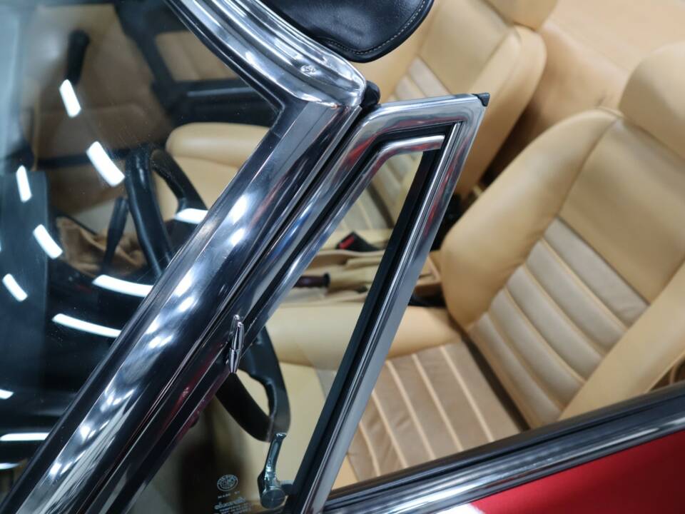 Image 51/58 de Alfa Romeo 2.0 Spider (1992)