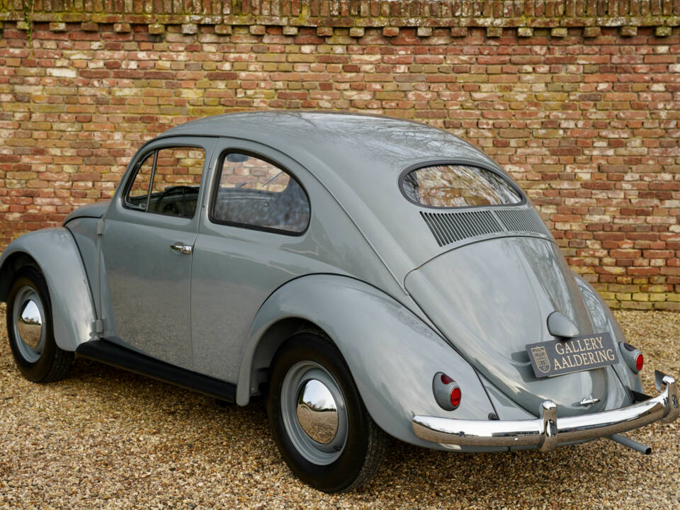 Image 14/50 of Volkswagen Beetle 1200 Standard &quot;Oval&quot; (1955)