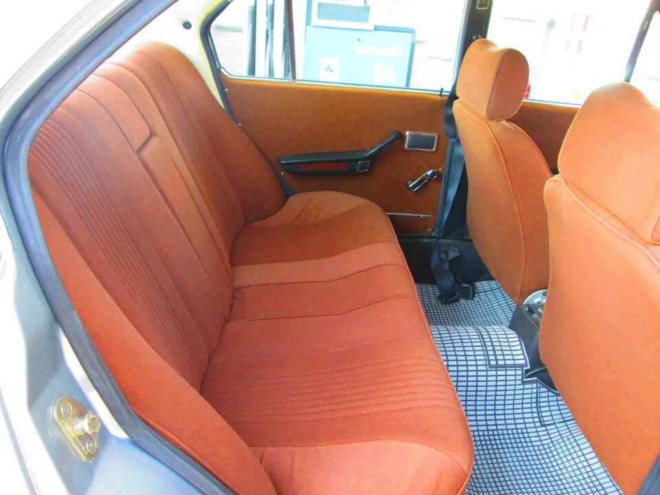 Immagine 31/81 di Alfa Romeo Alfetta 1.8 (1976)