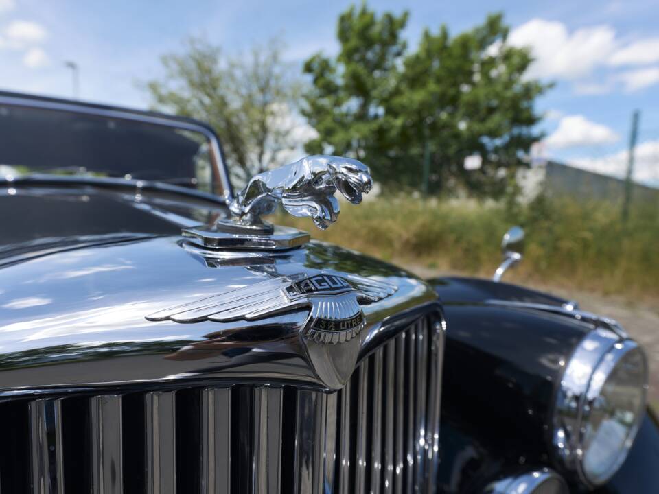 Afbeelding 15/70 van Jaguar Mk V  3.5 Litre (1950)