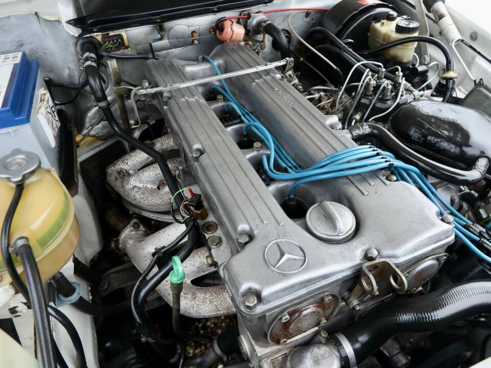 Bild 38/50 von Mercedes-Benz 280 SL (1977)