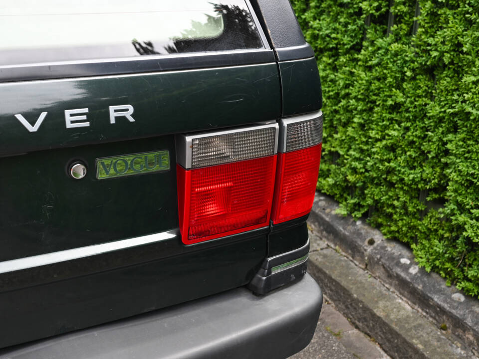 Bild 8/27 von Land Rover Range Rover 4.6 Vogue (2000)