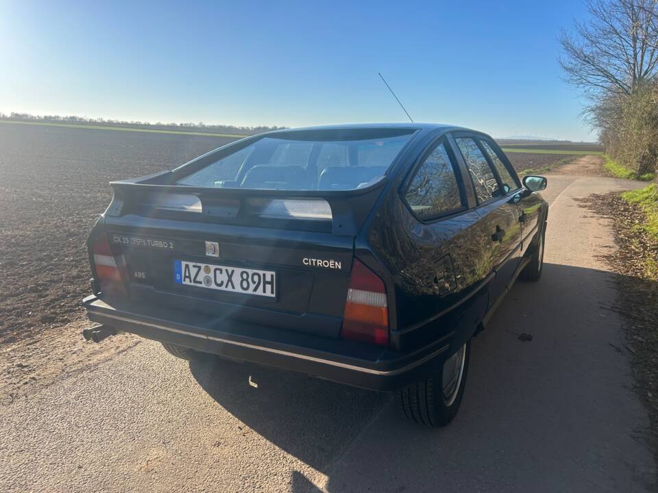 Imagen 43/54 de Citroën CX 25 GTi Turbo 2 (1989)