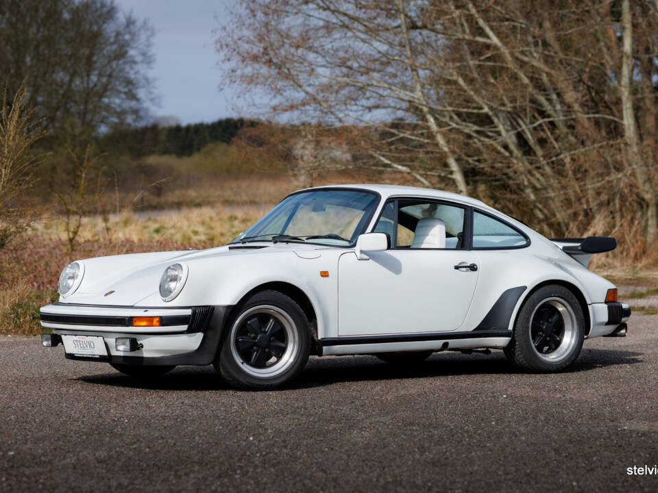 Image 3/46 of Porsche 911 Turbo 3.3 (1980)