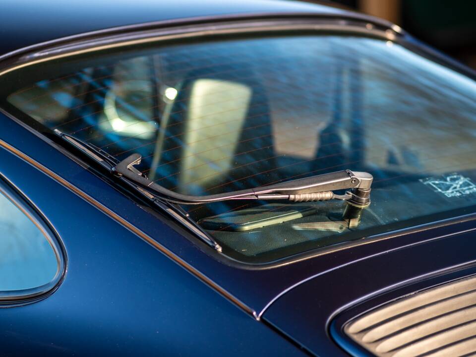 Image 75/93 de Porsche 911 Carrera (1994)