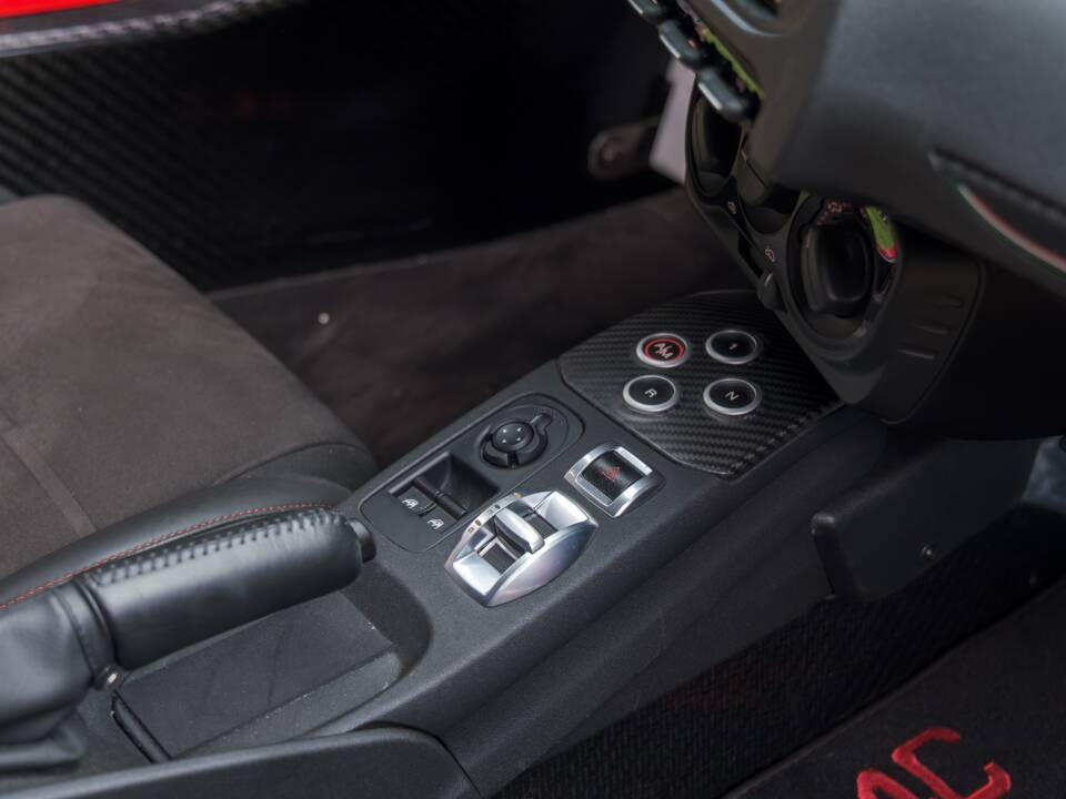 Imagen 34/67 de Alfa Romeo 4C (2015)
