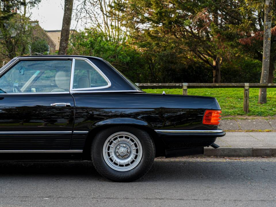 Imagen 13/28 de Mercedes-Benz 380 SL (1985)