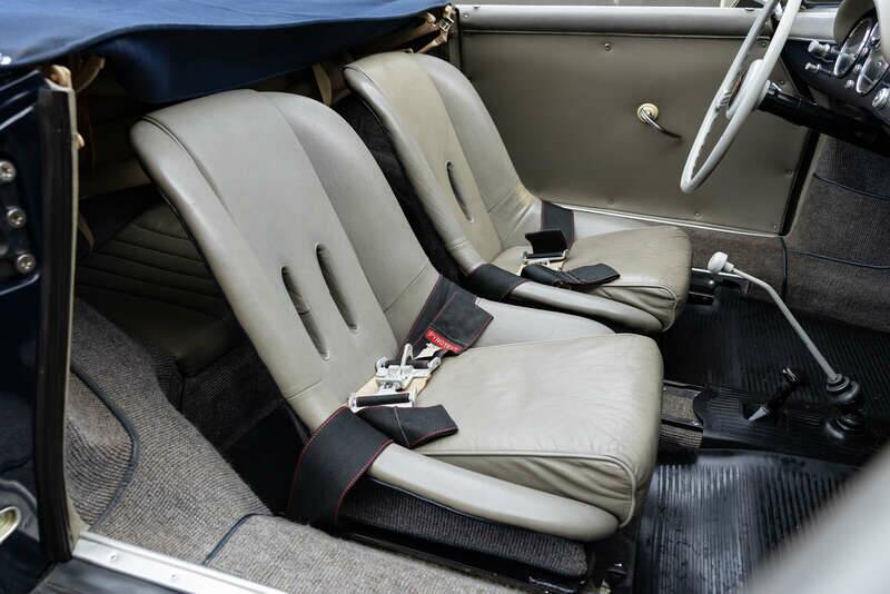 Image 9/25 of Porsche 356 1600 Speedster (1955)