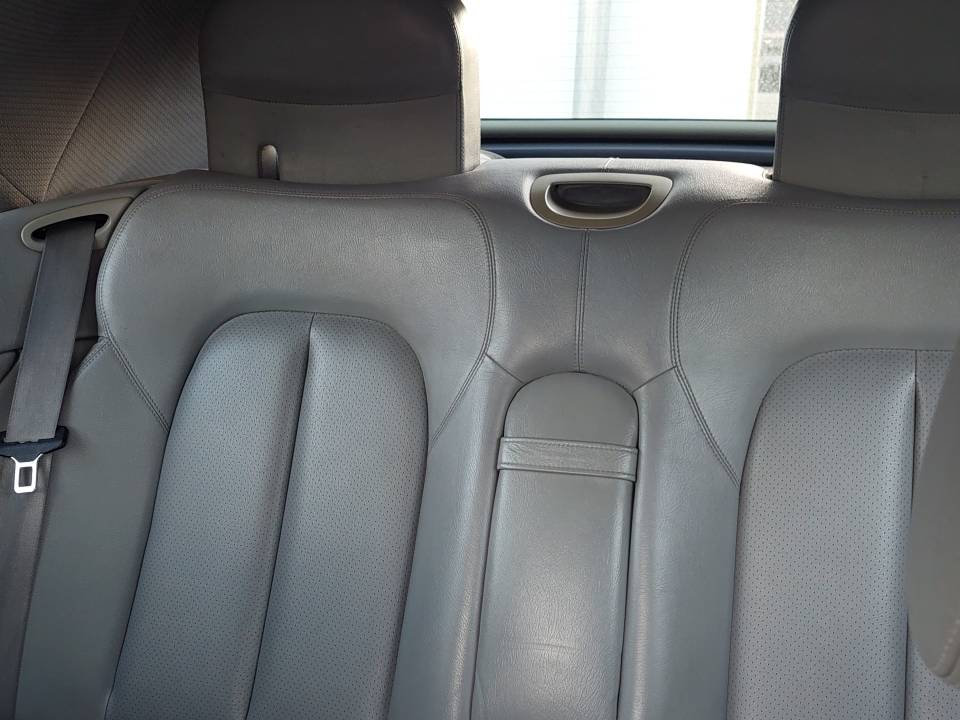 Image 12/14 of Mercedes-Benz CLK 230 Kompressor (2000)