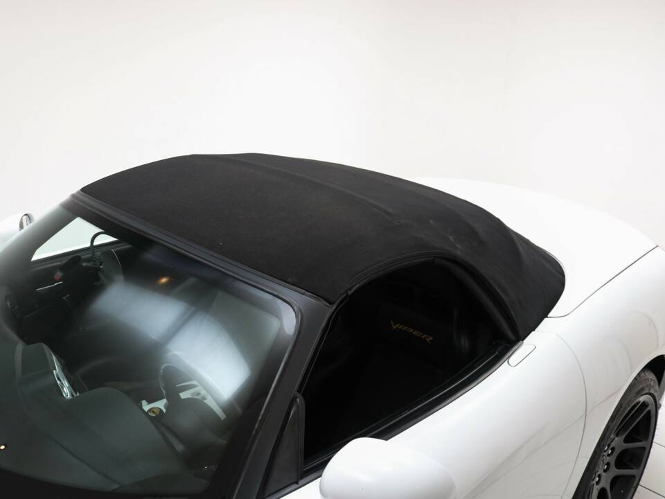 Imagen 16/20 de Dodge Viper SRT10 (2005)