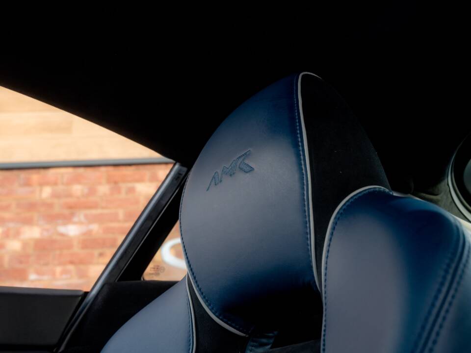 Bild 54/77 von Aston Martin V12 Vantage AMR (2018)