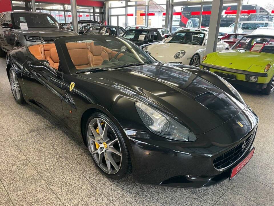 Immagine 3/19 di Ferrari California (2012)