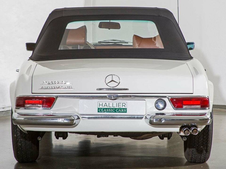 Image 11/20 of Mercedes-Benz 280 SL (1968)