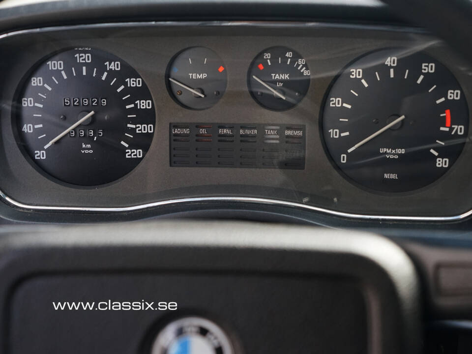 Bild 15/15 von BMW 3,0 L (1975)