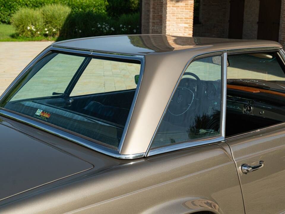 Immagine 17/50 di Mercedes-Benz 280 SL (1969)