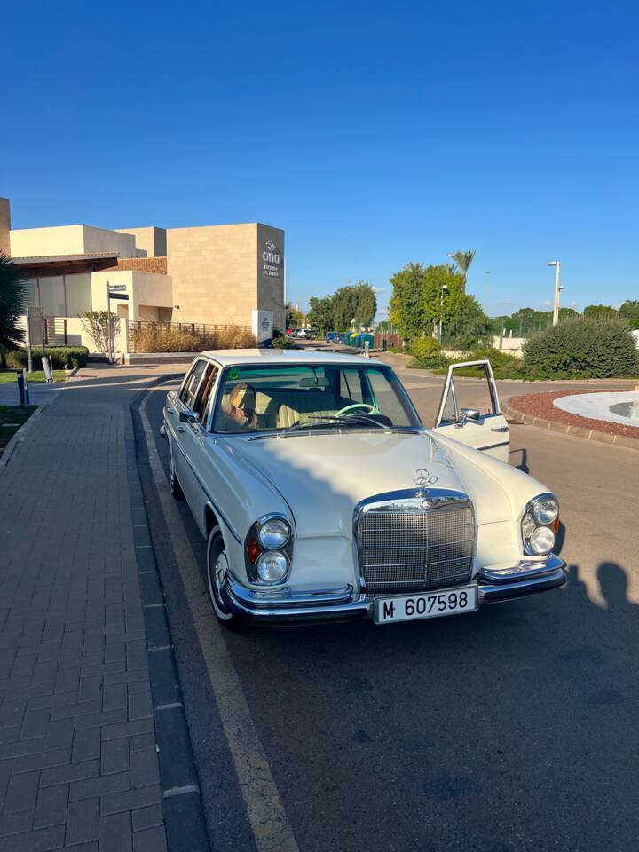 Afbeelding 17/50 van Mercedes-Benz 250 SE (1967)