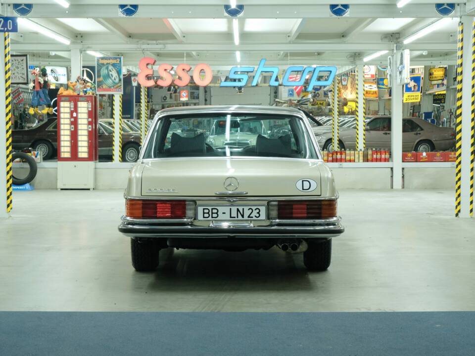 Bild 11/50 von Mercedes-Benz 300 SEL 6.3 (1968)