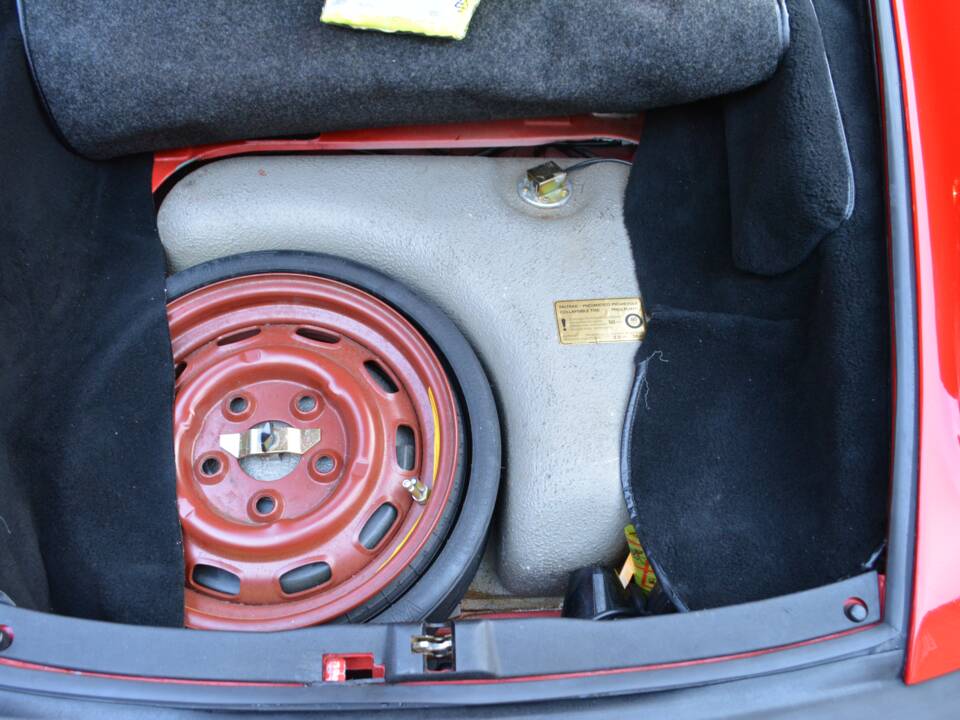 Bild 14/15 von Porsche 911 Carrera 3.2 (1987)