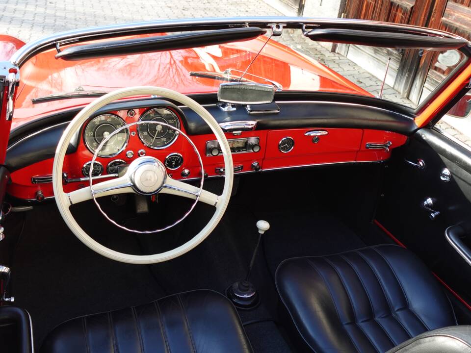 Bild 8/38 von Mercedes-Benz 190 SL (1961)