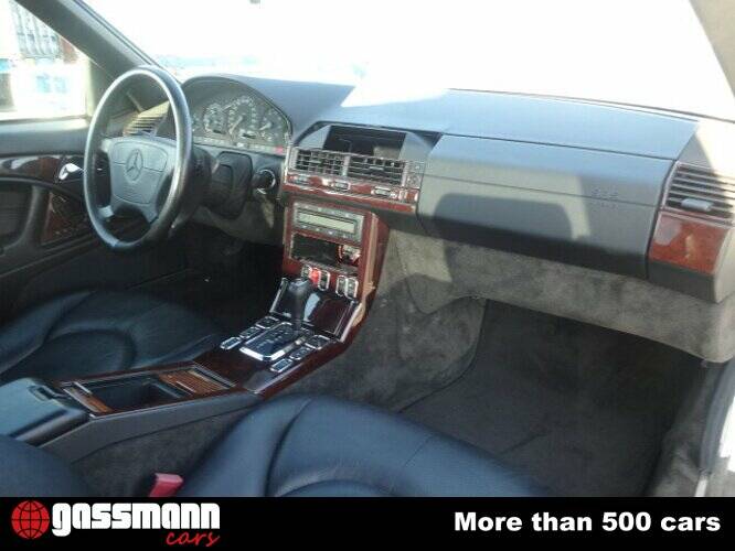 Image 13/14 of Mercedes-Benz SL 320 (1997)