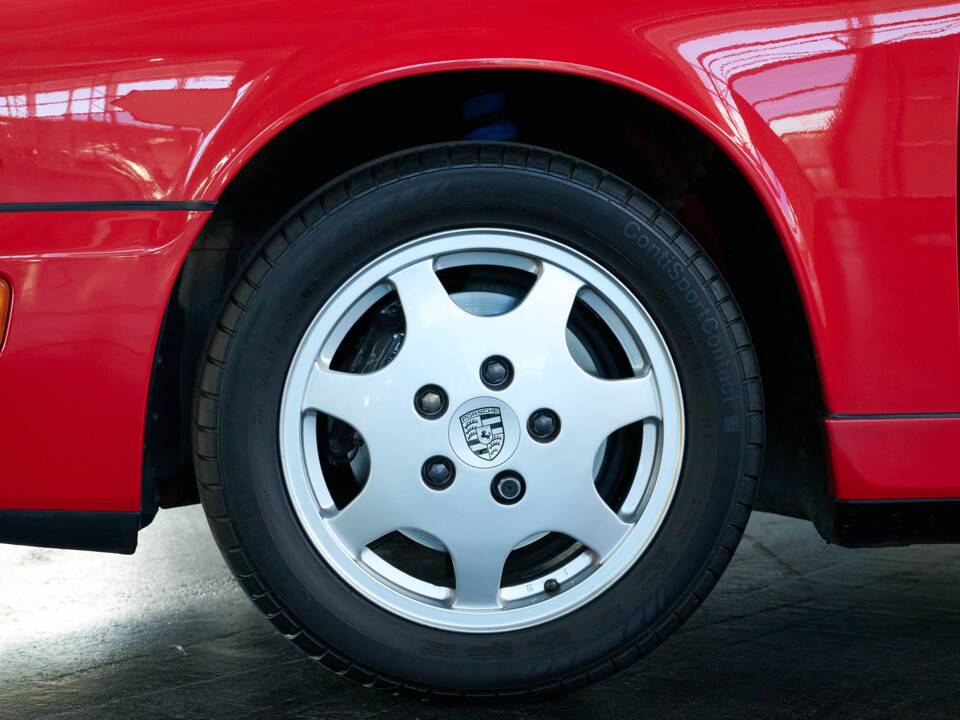 Bild 8/50 von Porsche 911 Carrera 2 (1990)