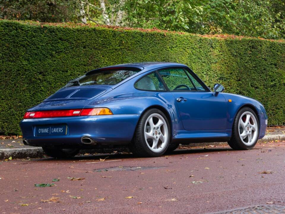 Image 7/41 of Porsche 911 Carrera S (1997)