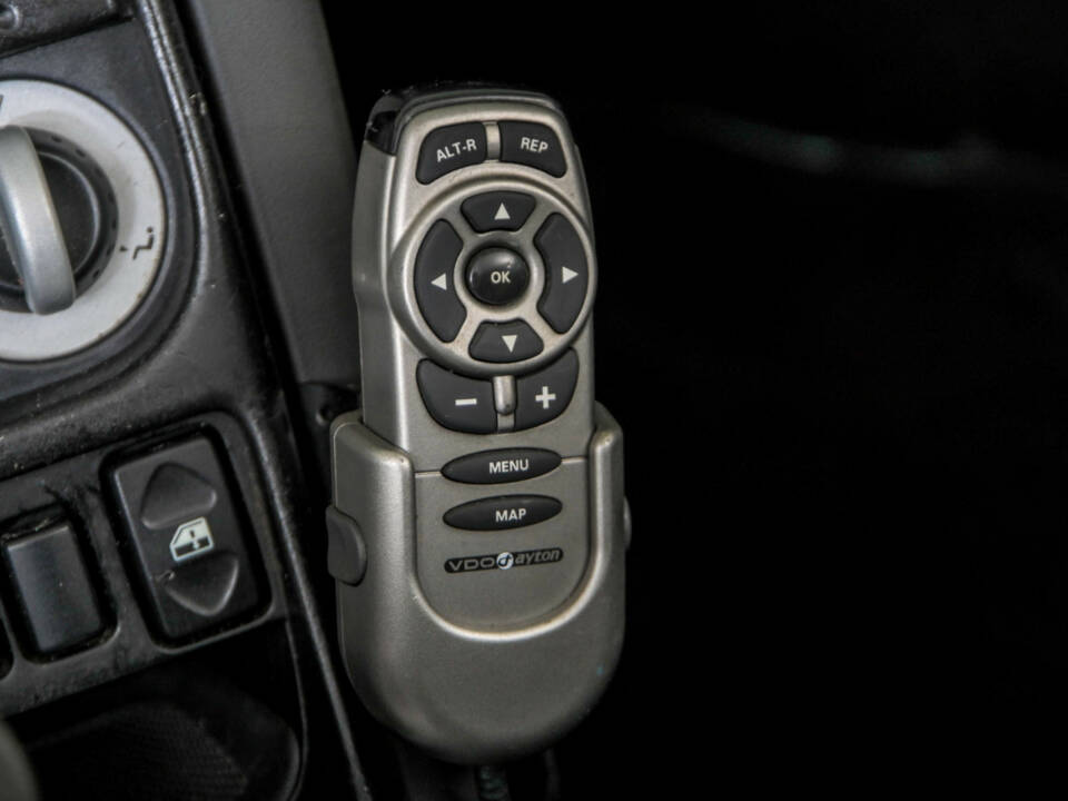 Bild 32/50 von MG F 1.8i (2000)