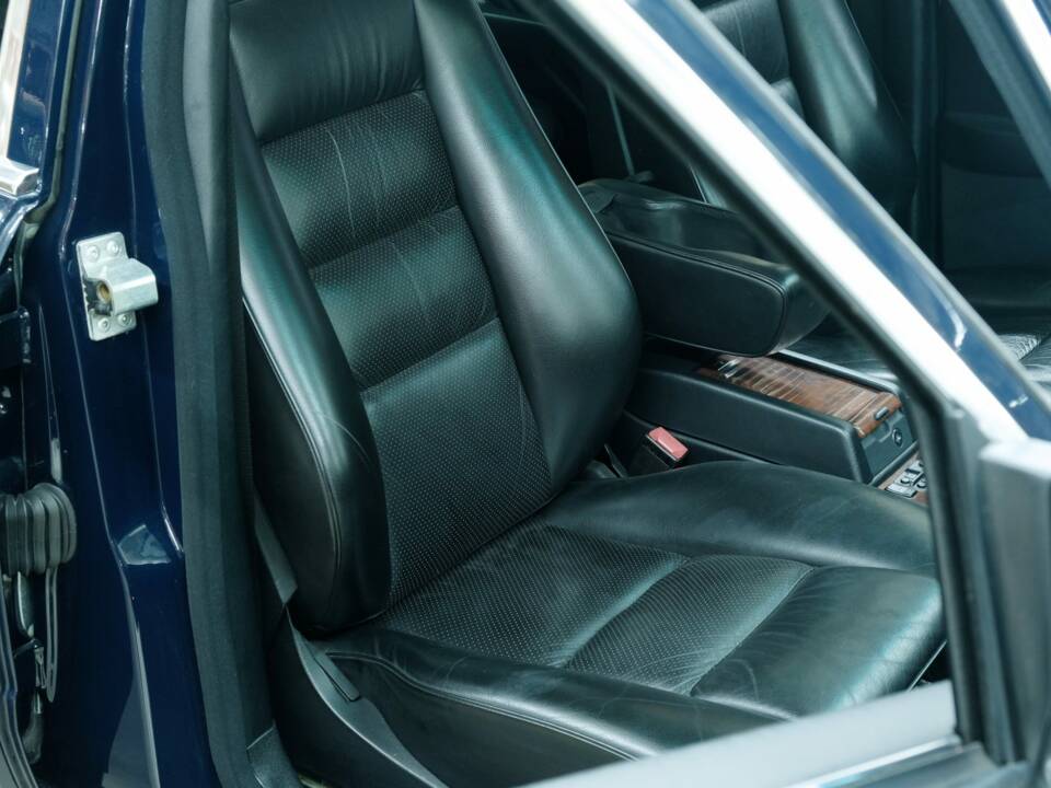 Bild 19/50 von Mercedes-Benz 500 SEL (1990)