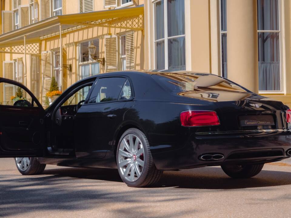 Imagen 6/68 de Bentley Flying Spur V8 S (2017)