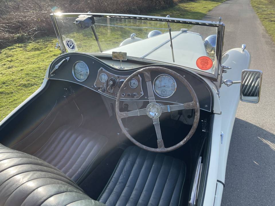 Image 8/10 of MG TC (1949)
