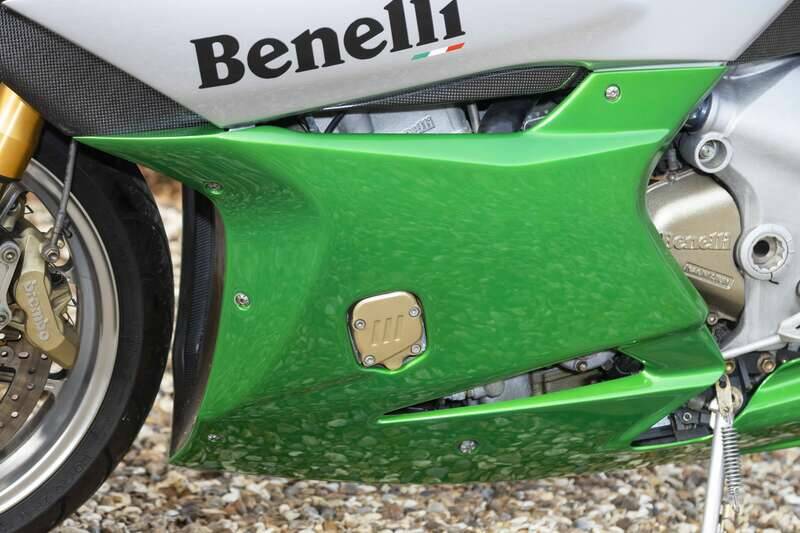 Bild 39/45 von Benelli Tornado Tre 900 (2003)