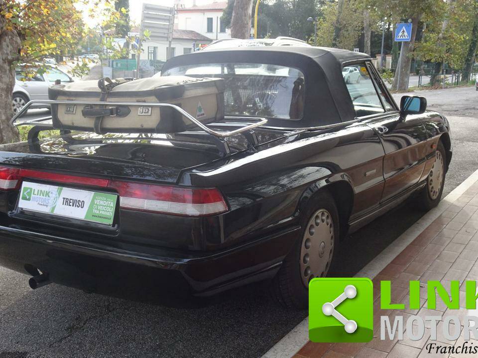 Immagine 6/10 di Alfa Romeo 1.6 Spider (1991)