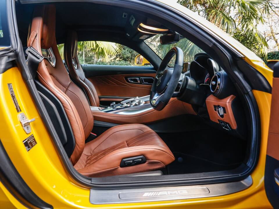 Bild 20/35 von Mercedes-AMG GT-S (1900)