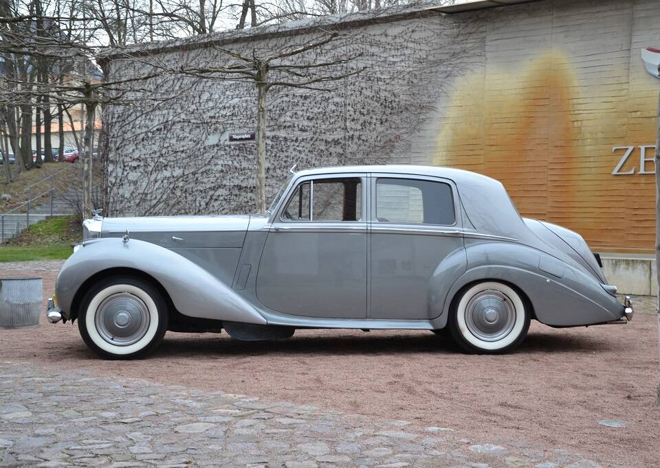 Image 11/23 of Bentley R-Type (1953)