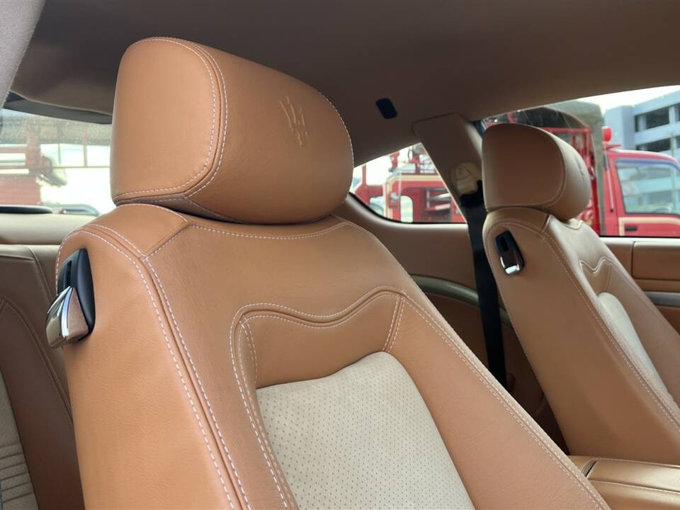 Afbeelding 21/21 van Maserati GranTurismo S (2010)