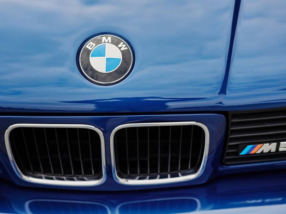 Immagine 20/74 di BMW M5 (1992)