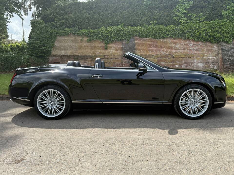 Image 7/13 of Bentley Continental GTC Speed (2011)