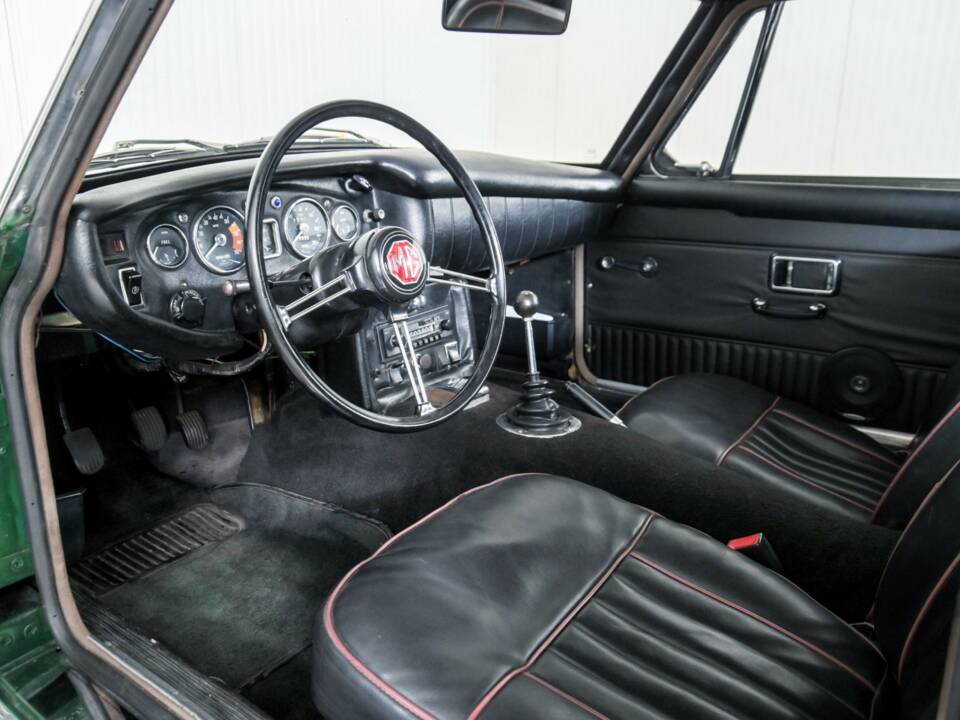 Bild 11/50 von MG MGB GT (1968)