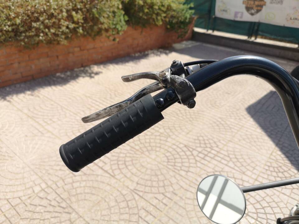 Image 9/32 of Harley-Davidson Sportster XL 883 (1993)