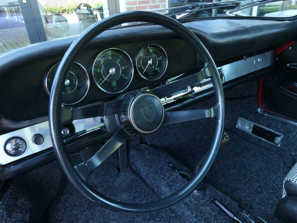 Immagine 16/50 di Porsche 912 (1966)